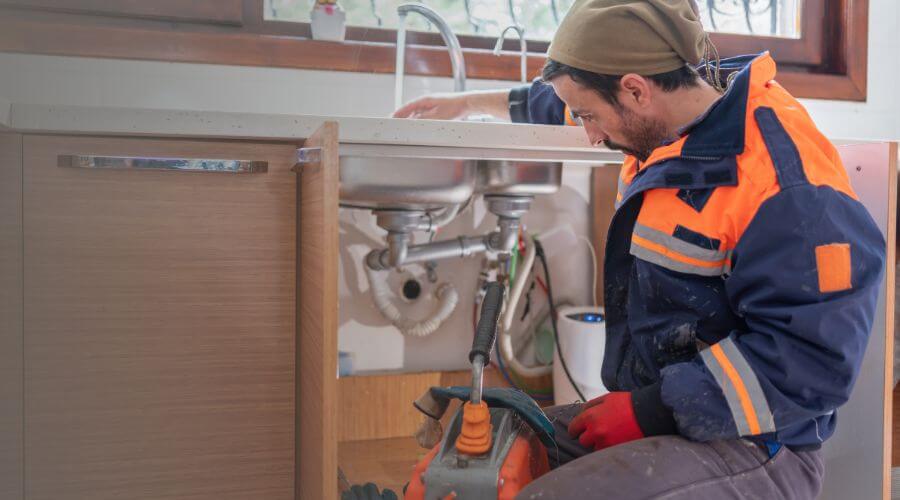 Local expert plumbing services in Adamsville, OH